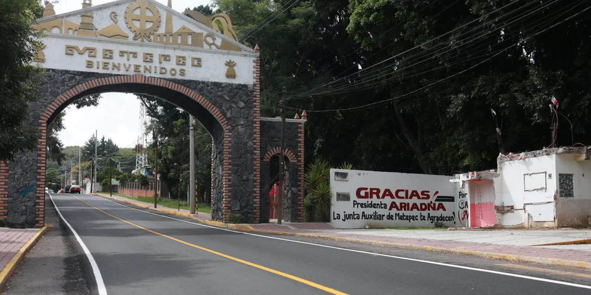 Obra carretera en Metepec