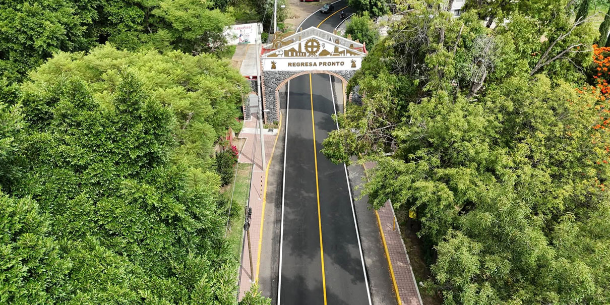 Obra carretera en Metepec