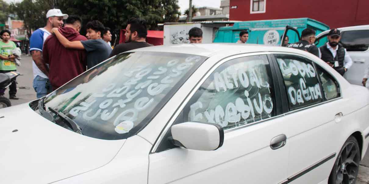 Otro bloqueo más en la capital por alto cobro del servicio de grúa