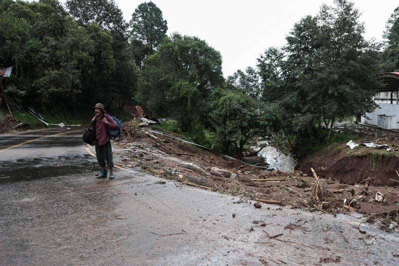 Destrucción mantiene incomunicados a Pantepec, Tlacuilotepec y Tlaxco