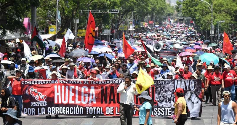 Paro-de-la-CNTE-deja-a-1.4-millones-de-alumnos-sin-clases-y-pone-en-riesgo-el-ciclo-escolar2.jpg