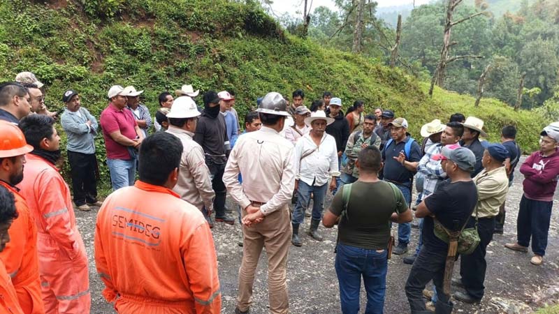 Pemex contiene derrame de combustible en Cuaxicala, Huauchinango