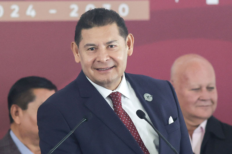 Alejandro Armenta Mier prevé asistir al segundo informe de gobierno de José Chedraui, programado para el 15 de octubre.