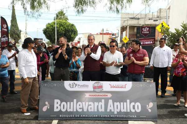 Pepe Chedraui, inauguró los trabajos de rehabilitación vial del bulevar Apulco en la colonia Bosques de Amalucan