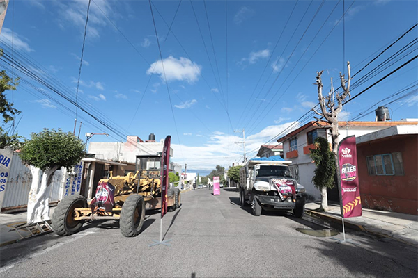El presidente municipal, Pepe Chedraui, inició con los trabajos de rehabilitación de la avenida 6 Poniente