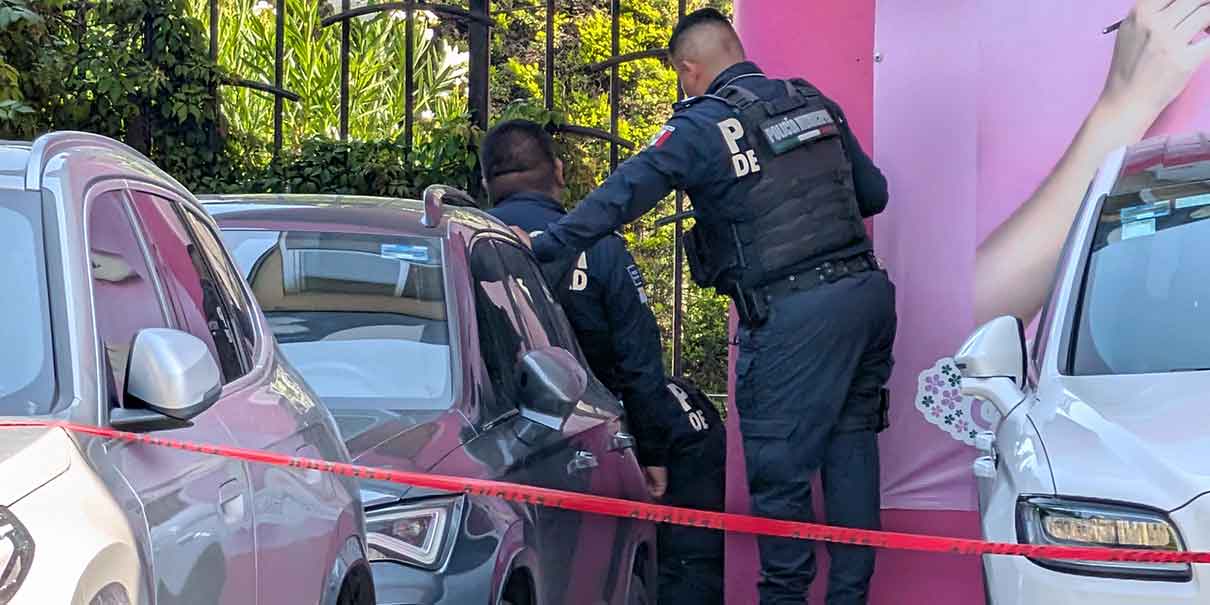 Muere policía auxiliar frente a tienda