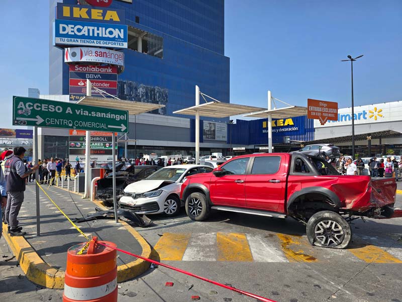 Procesan a joven por homicidio culposo tras carambola en la Vía Atlixcáyotl