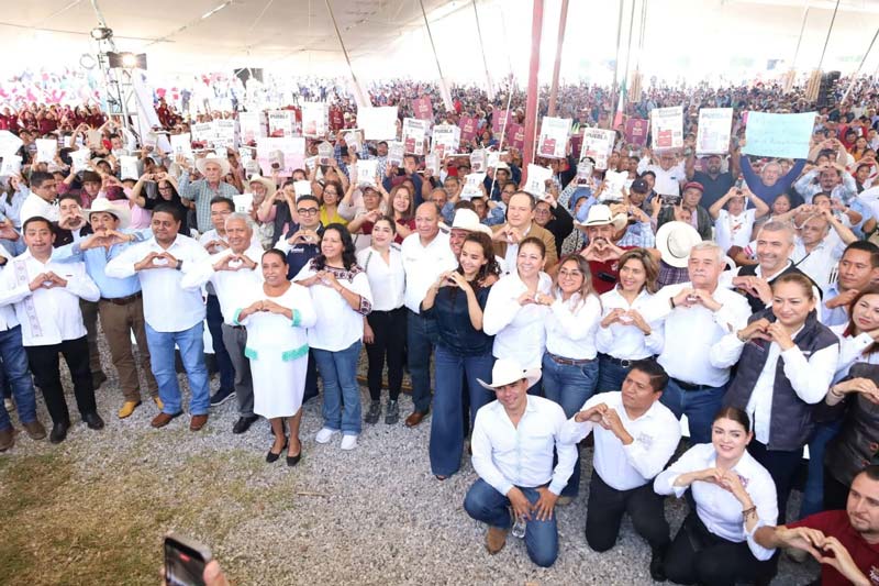 Xicotepec recibió más de 10 mil apoyos para productores y familias