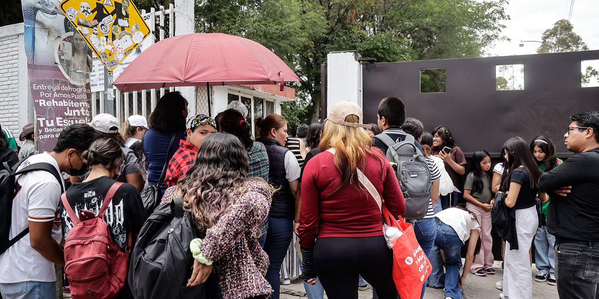 Estudiantes realizaron paro pacífico