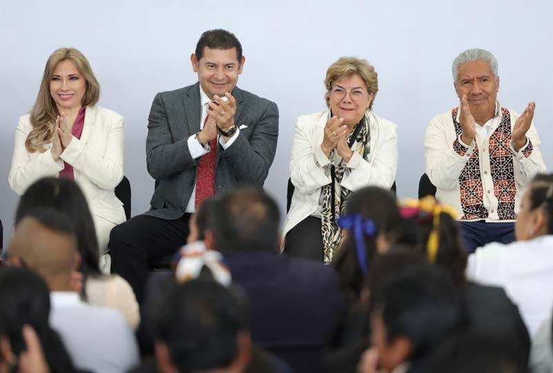 OPS destaca a Puebla como ejemplo global en programa Familias Fuertes