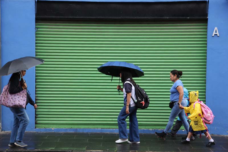 Puebla hoy: clima parcialmente nublado, lluvia ligera y UV extremo