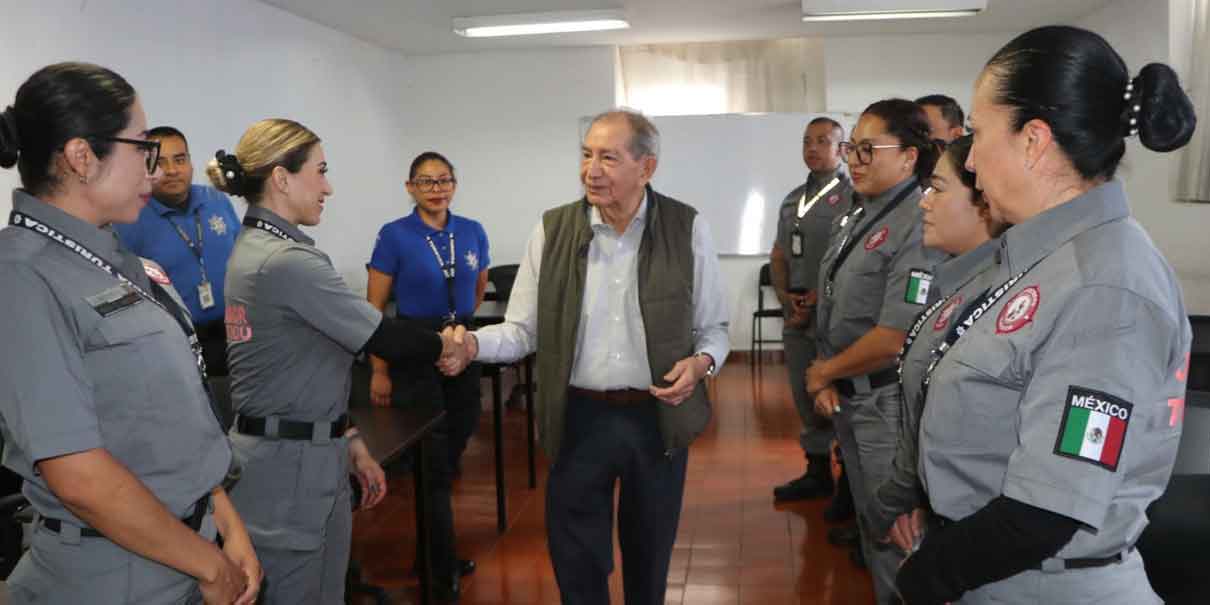 Refuerzan profesionalización de la Policía Turística en Puebla