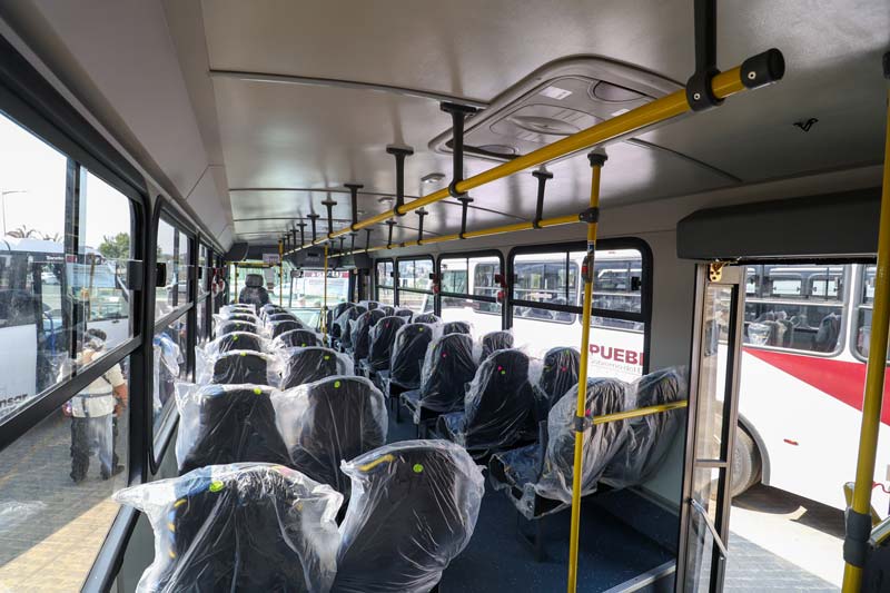 Puebla entrega 11.8 millones para modernizar transporte público