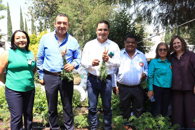 Puebla lanza jornada ambiental en escuelas con huertos escolares