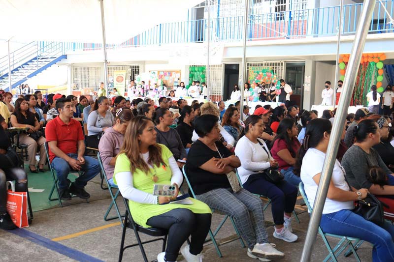 Puebla lanza jornada ambiental en escuelas con huertos escolares