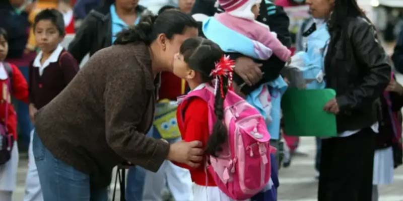 Más de 23 millones de alumnos vuelven a las aulas en todo el país