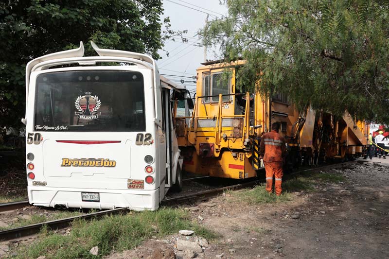 Ruta 50 que chocó con tren en la Rivera Anaya operaba sin permisos