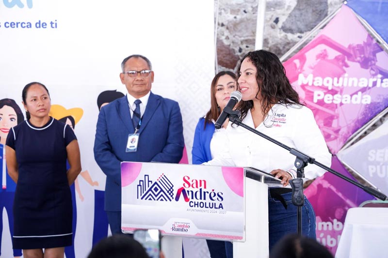 Lupita Cuautle lleva Jornada de Proximidad Social a San Francisco Acatepec