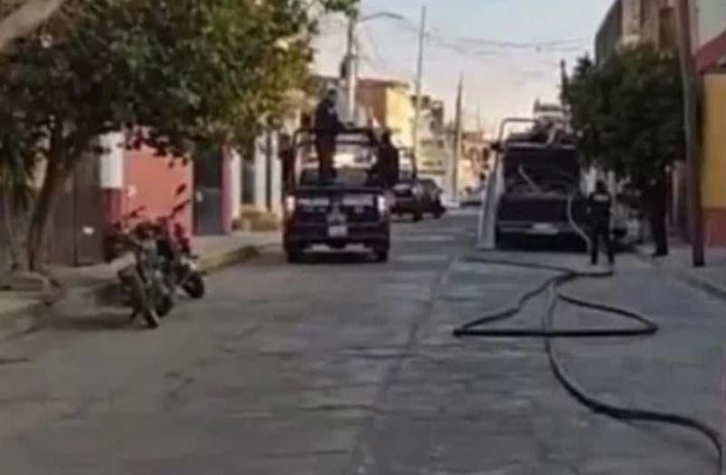 Vecinos de Atlixco alertan sobre robo de cableado; policía arresta a siete