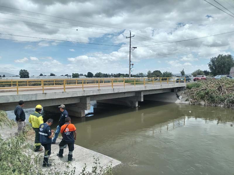 Tres días sin aparecer Emilio; cayó al Canal de Valsequillo en Tecali