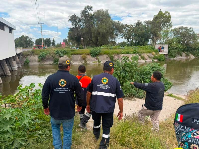 Tres días sin aparecer Emilio; cayó al Canal de Valsequillo en Tecali