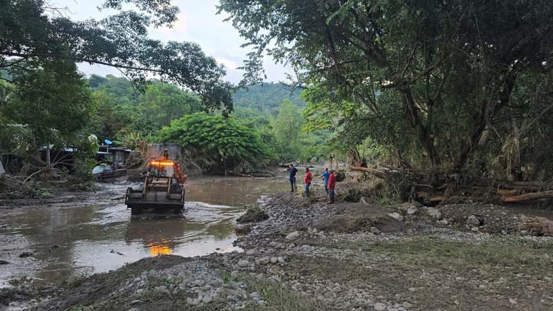 Tormenta Jerry deja caminos destruidos y viviendas afectadas en Venustiano Carranza