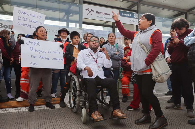 Trabajadoras del OOSL protestan por eliminación de bono económico