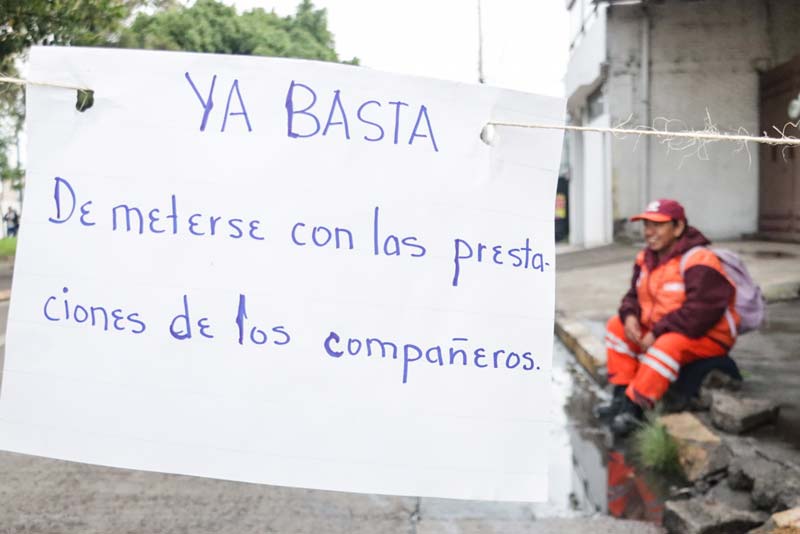 Trabajadoras del OOSL protestan por eliminación de bono económico