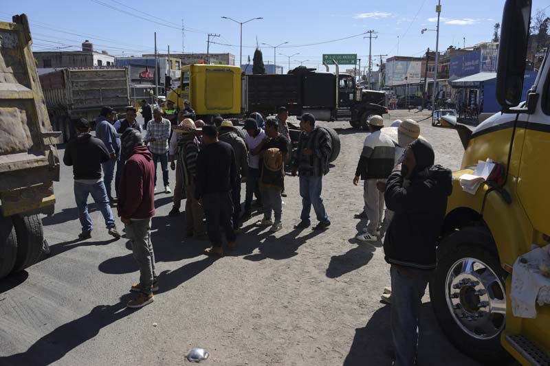 Por conflicto cetemista transportistas cerraron la carretera federal Puebla-México