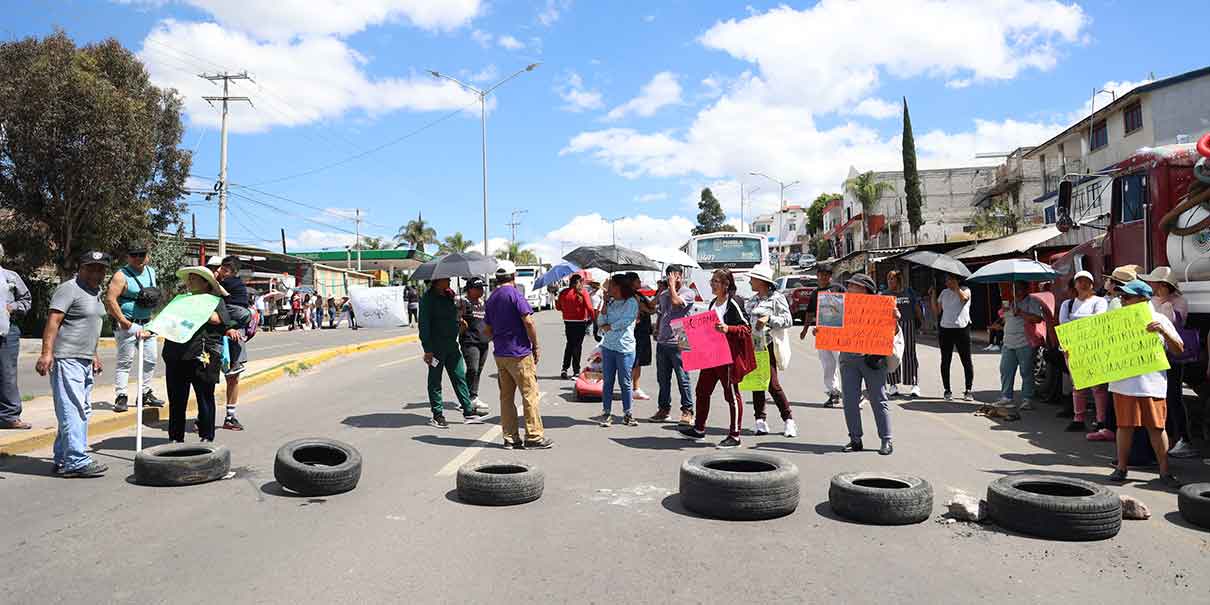 Vecinos protestan
