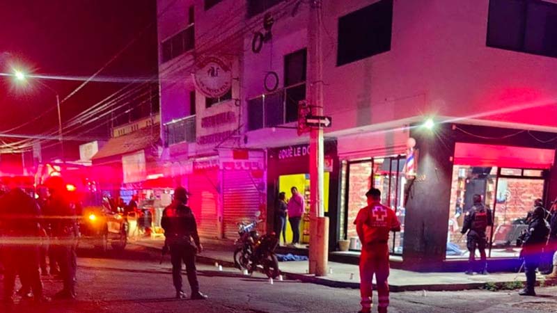 Asesinan a balazos a hombre dentro de barbería en Tehuacán