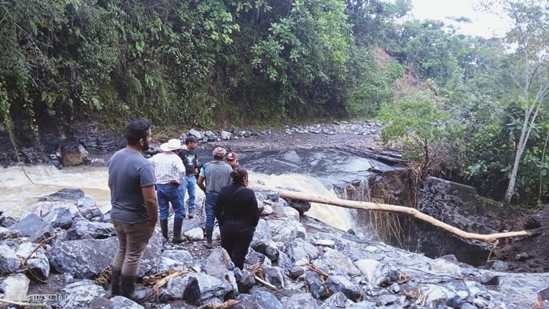 Tlacuilotepec incomunicado tras la tormenta Jerry: daños en puentes, viviendas y caminos