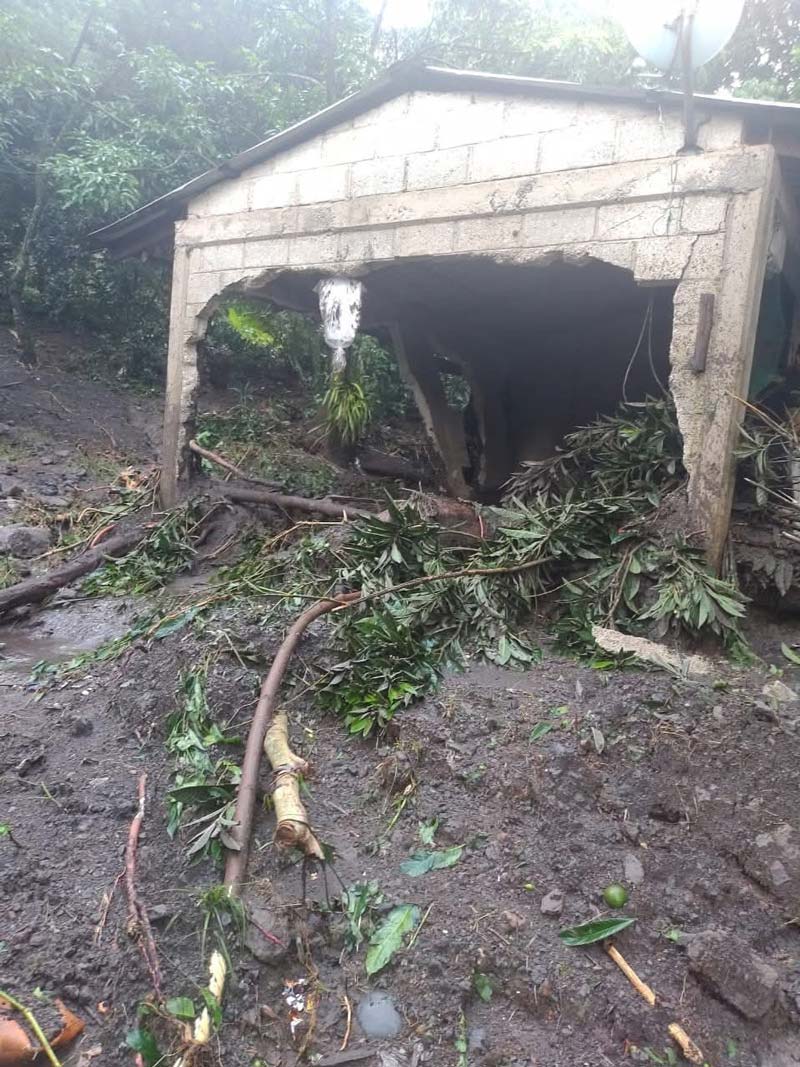 Tlacuilotepec incomunicado tras la tormenta Jerry: daños en puentes, viviendas y caminos