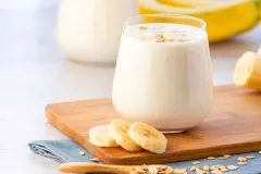Licuado de plátano con avena y chía: una combinación poderosa para tu salud