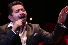 Carlos Macías llega a Puebla con sus grandes éxitos en concierto