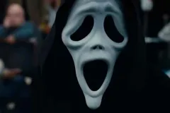 El asesino enmascarado llega en Scary Movie: Terroríficamente Incorrecta