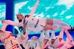 Katy Perry creyó que la insultaban en la FENAPO: esto pasó