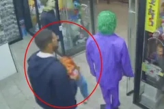 Así fue como una pareja robó al muñeco diabólico Chucky en Puebla
