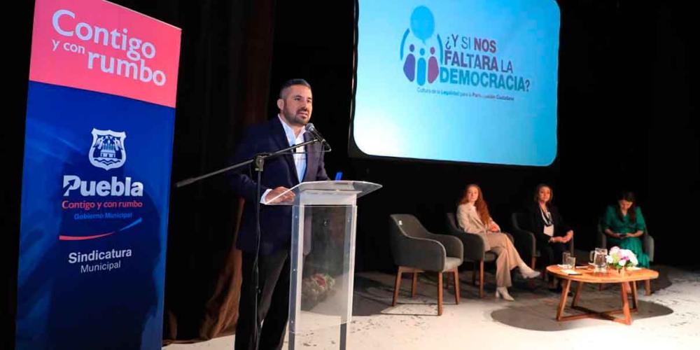Con conferencia ‘¿y si nos falta la democracia?’ Ayuntamiento de Puebla incentiva la participación ciudadana