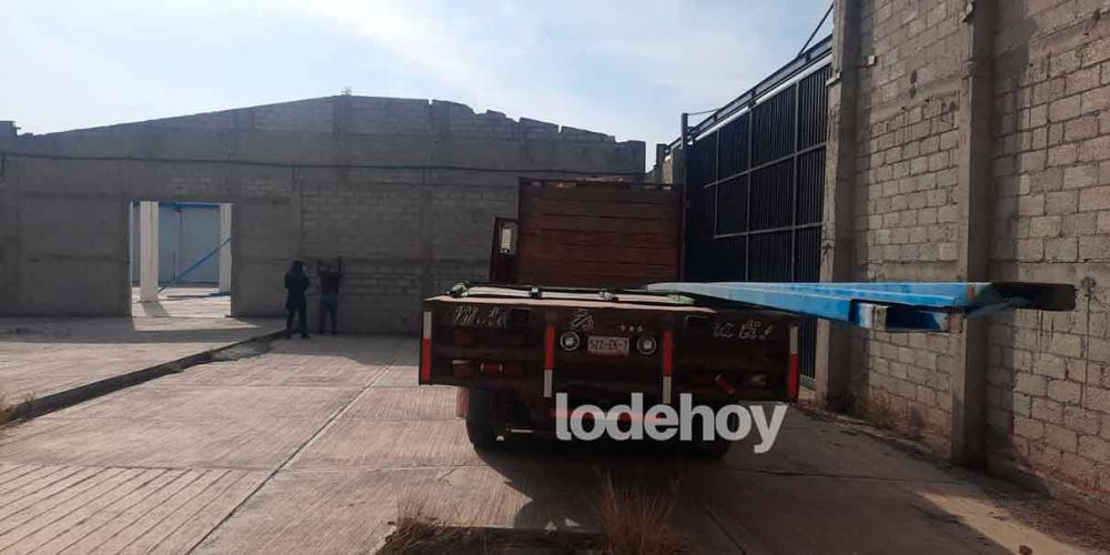 Policía Municipal de Huejotzingo detiene a cinco ladrones en fábrica de laminas 
