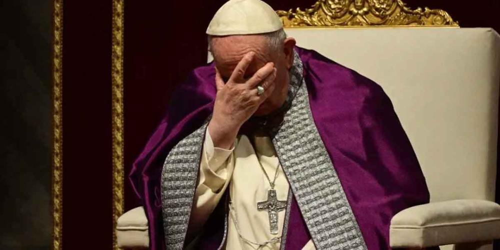 El papa Francisco se disculpa tras insulto sobre seminaristas homosexuales