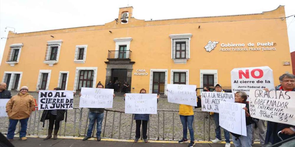 Marchan en Puebla contra la desaparición de la Junta Federal de Conciliación