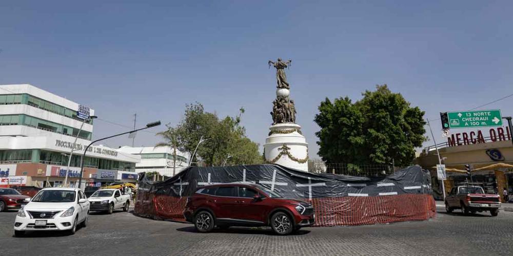 La rotonda de Avenida Juárez no es peligrosa, conductores chocan por conducir borrachos