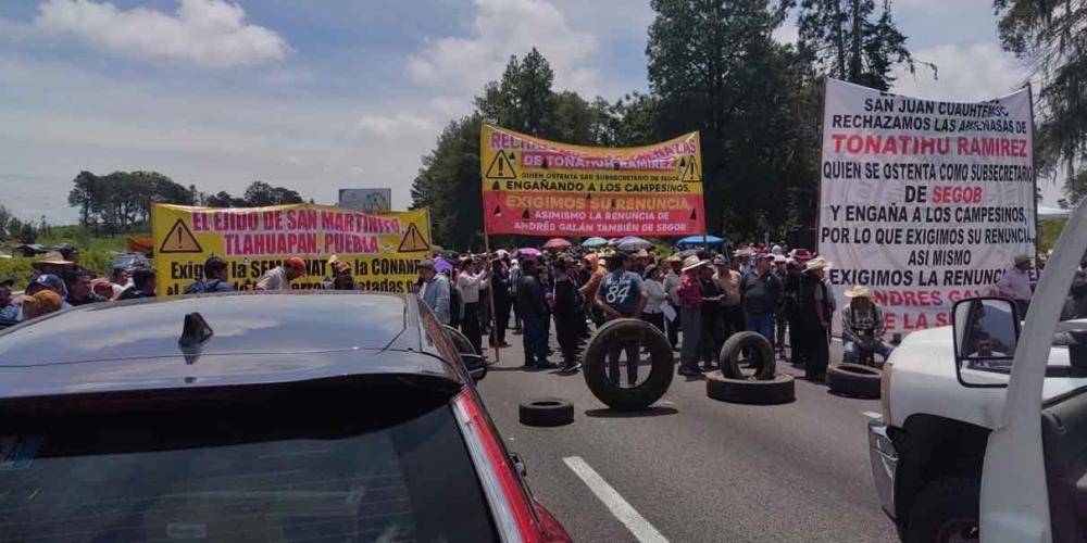 TLAHUAPAN. 8 horas cerrada la autopista y federal México-Veracruz; además del Arco Norte 