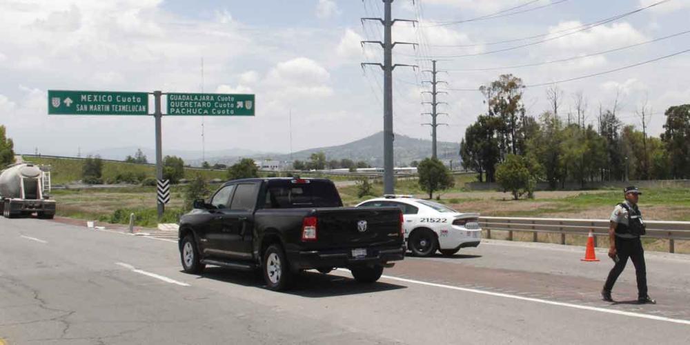 Ejidatarios reabren por dos horas la autopista México-Puebla