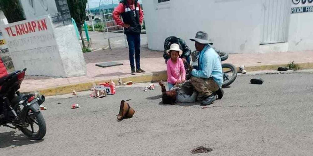 Madre e hija fueron arrolladas por un ebrio motociclista en Tlahuapan 