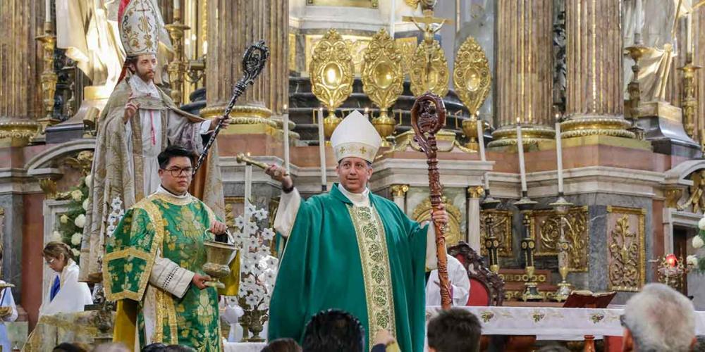 Obispo de Puebla destaca la importancia del matrimonio, pilar fundamental de la familia 