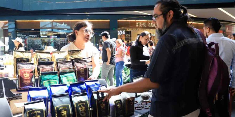 Pueblos Mágicos poblanos comercializaron productos en Parque Puebla 