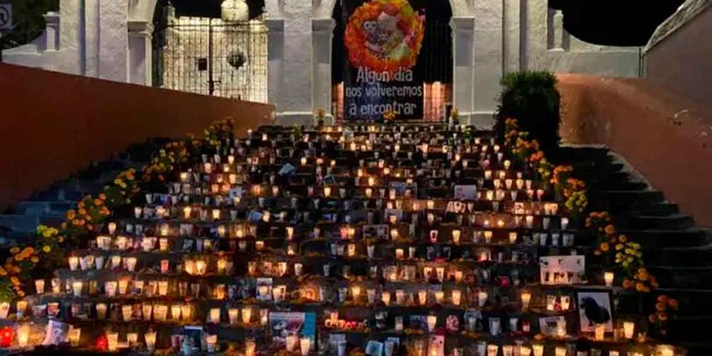 Más de 800 veladoras en honor a las mascotas: Atlixco celebra su ofrenda anual