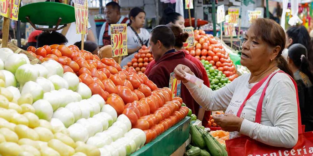 Aumento en la canasta básica en Puebla: cebolla, pollo y jitomate lidera el alza de precios